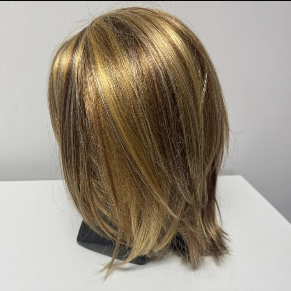 Forever Young Wig Auburn Brown Blonde w/bangs textured layers shoulder length